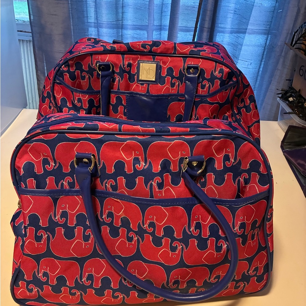 New Directions pink and Blue Elephant Print Travel Bag